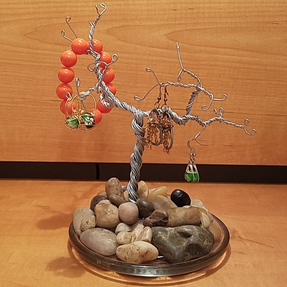 Jewelry Organizer - Picture 3 of 3